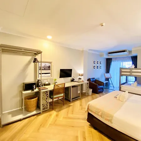 Yuu Hotel Ubon Ratchathani Exterior photo